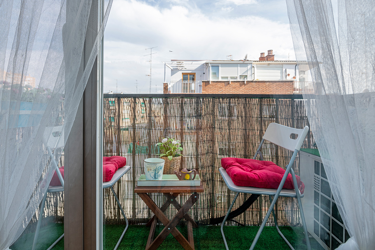 Decorative welcoming balcony